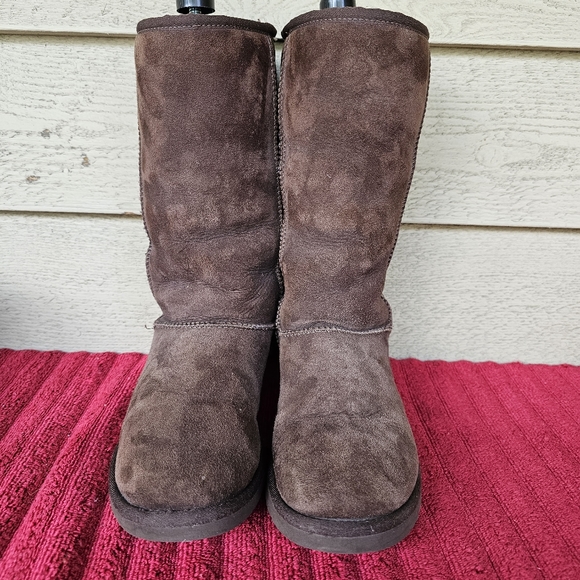 Ugg Australia Classic Tall Suede Sheepskin Lining Boots Women's Size:7 - Picture 2 of 9